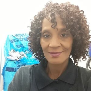 Meet your Posher, Phyllis